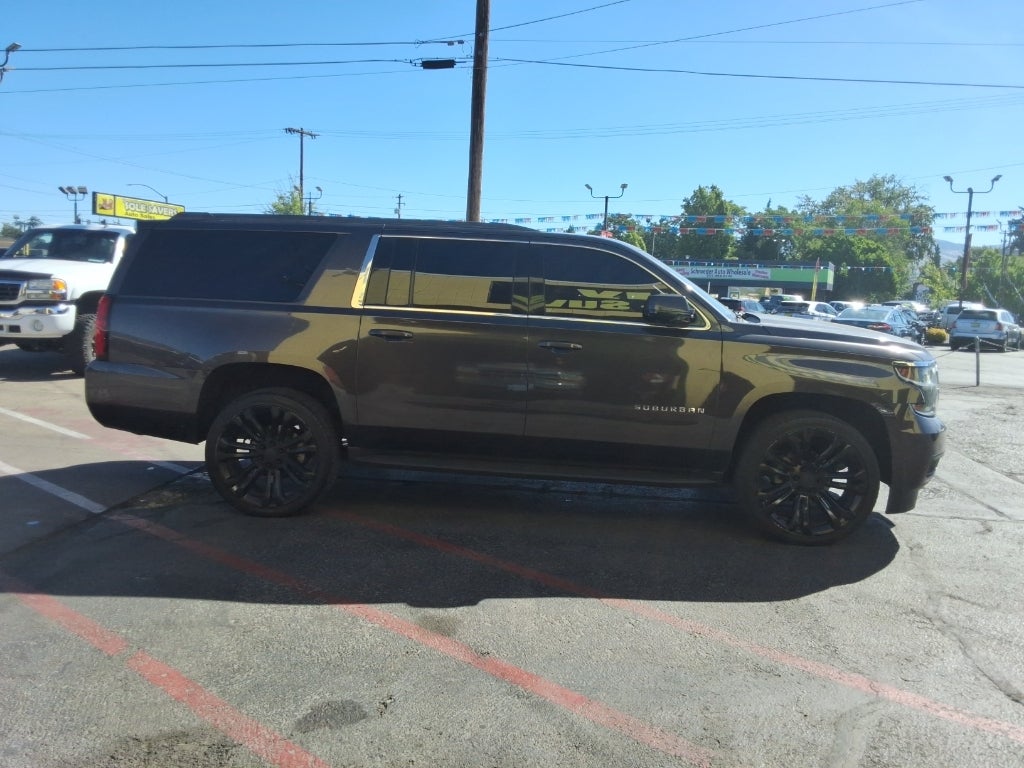 2018 Chevrolet Suburban — interior view