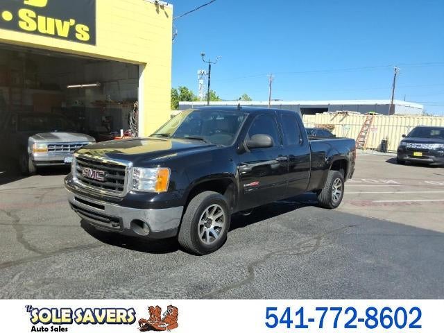 2007 GMC Sierra 2WD Extended Cab Standard Box SLE1 in Black — front three-quarter view