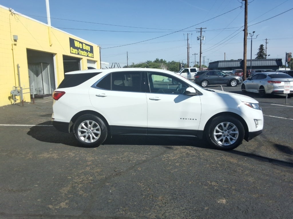 2018 Chevrolet Equinox — interior view